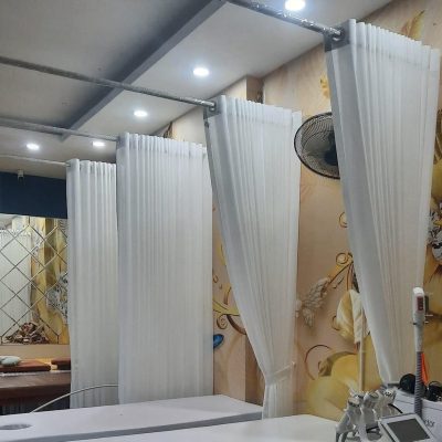 rèm voan trắng ngăn giường cho Spa tại Long Biên  (2)