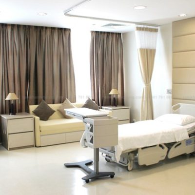 Bộ rèm có cấu tạo chắc chắn và kiểu dáng gọn gàng