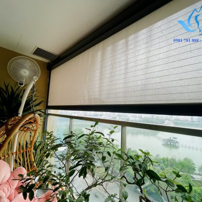 Rèm Zipscreen cao cấp che nắng mưa ban công Tòa D2 chung cư Mandarin Garden Quận Thanh Xuân