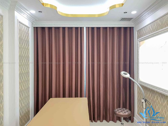 Rèm cửa 1 màu cản nắng cho thẩm mĩ viện Bùi Thị Xuân, Hà Nội MA12
