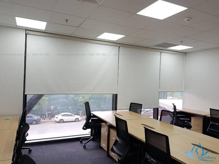 Rèm cửa cuốn chống nắng Hàn Quốc cao cấp tại Hoàng Đào Thúy SU331