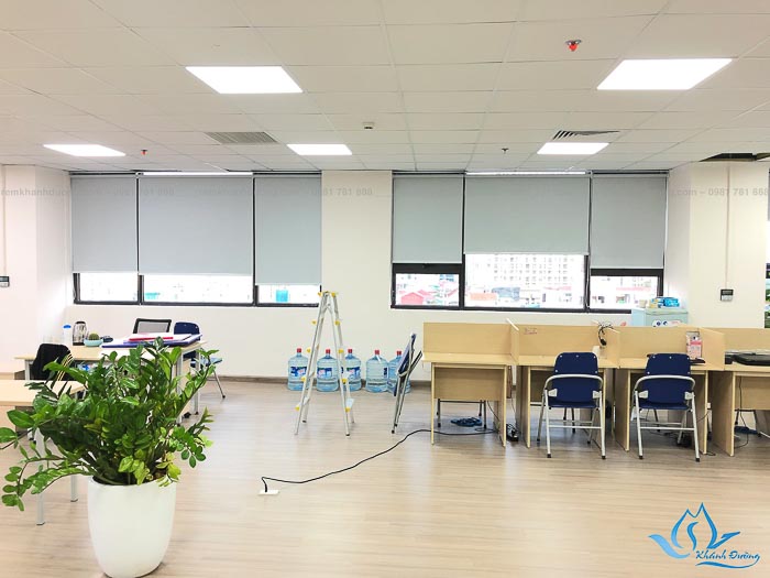 Rèm cuốn che nắng cửa sổ bền đẹp Trần Duy Hưng, Hà Nội MA 8004