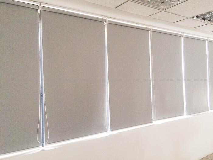 Rèm cuốn chống nắng giá rẻ tại Hà Nội dành cho văn phòng MA 8004