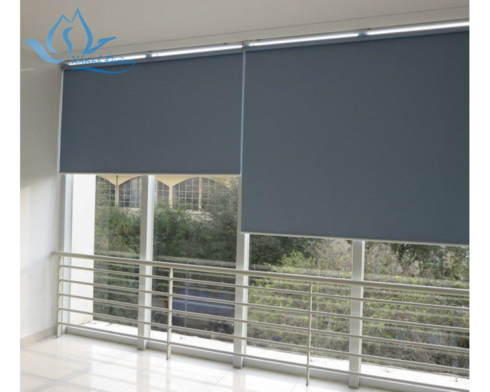 Rèm cuốn trơn CT-41 có màu sắc xanh dương nhạt thanh lịch, hiện đại mang đến cảm giác chuyên nghiệp cho không gian văn phòng