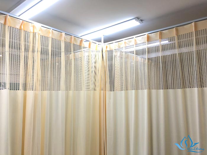 Rèm đẹp ngăn giường cho thẩm mĩ viện SP 34 ở Ba Đình