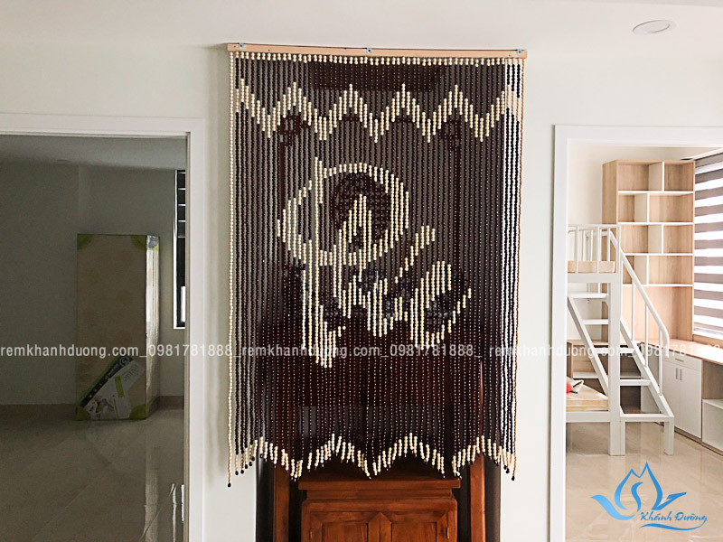 Rèm hạt gỗ phòng thờ chữ Phúc tôn kính trang nghiêm