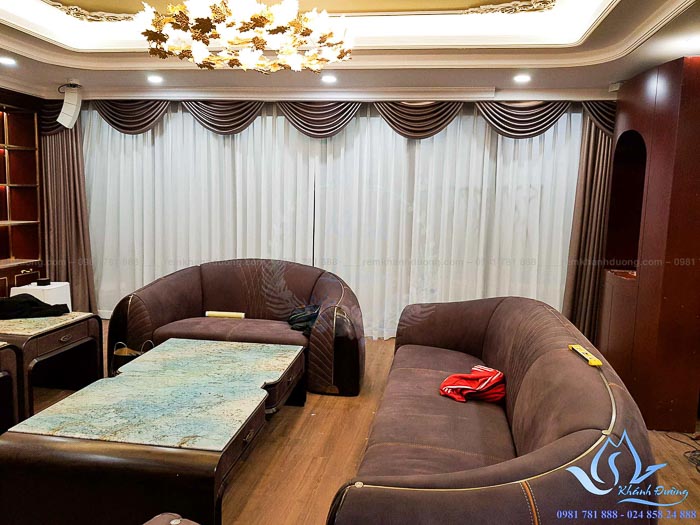 Rèm Tân cổ điển màu nâu tại chung cư Discovery Complex, Cầu Giấy PH441