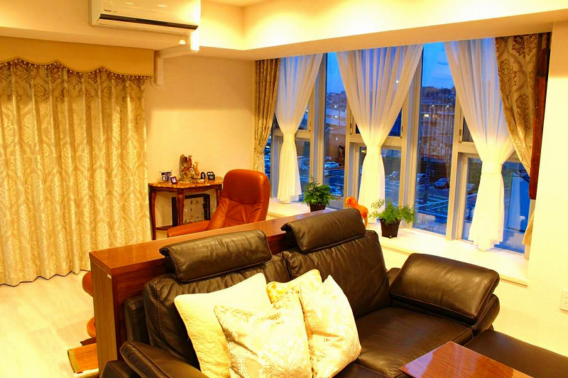 Bộ rèm cửa Bỉ độc đáo RB – 09 màu vàng kem mang đến sự sang trọng, tinh tế trong phòng khách