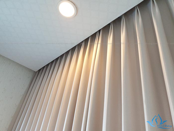 Rèm vải cao cấp một màu cho phòng ngủ tại Hoàng Hoa Thám, Hà Nội MA20