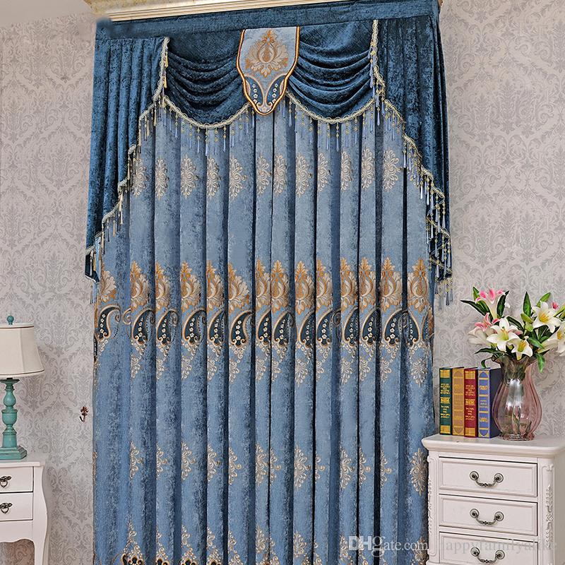 Rèm cổ điển phòng khách đẹp