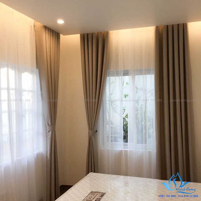 Rèm vải hai lớp cho phòng ngủ sang trọng tại Tây Hồ- Hà Nội DIM 21-02