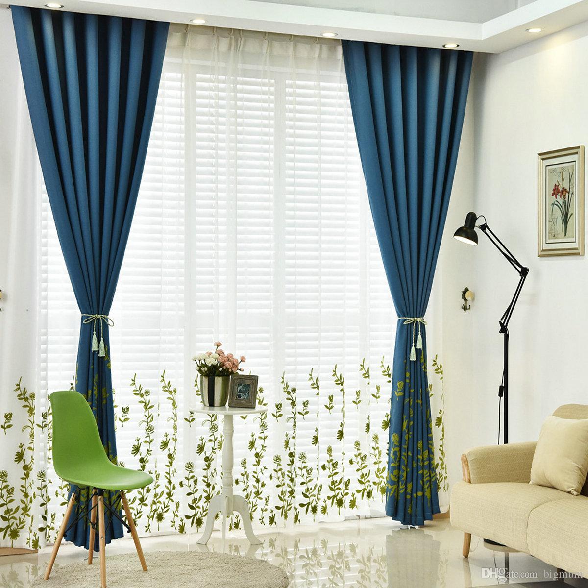 Bộ rèm họa tiết 2 lớp làm từ vải gấm và lớp voan nhẹ