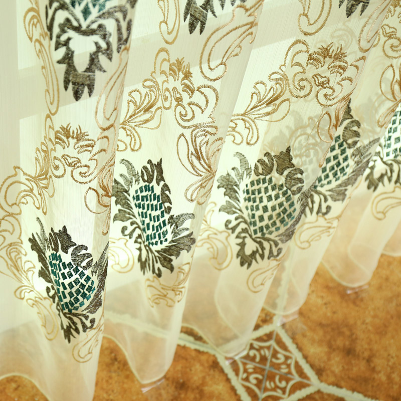 Rèm voan cổ điển sang trọng