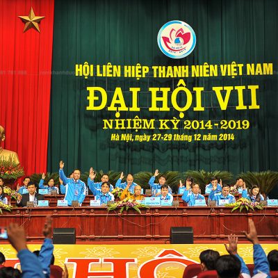 Trang trí khánh tiết hội trường ấn tượng tại Trần Phú, Hà Nội HT 07
