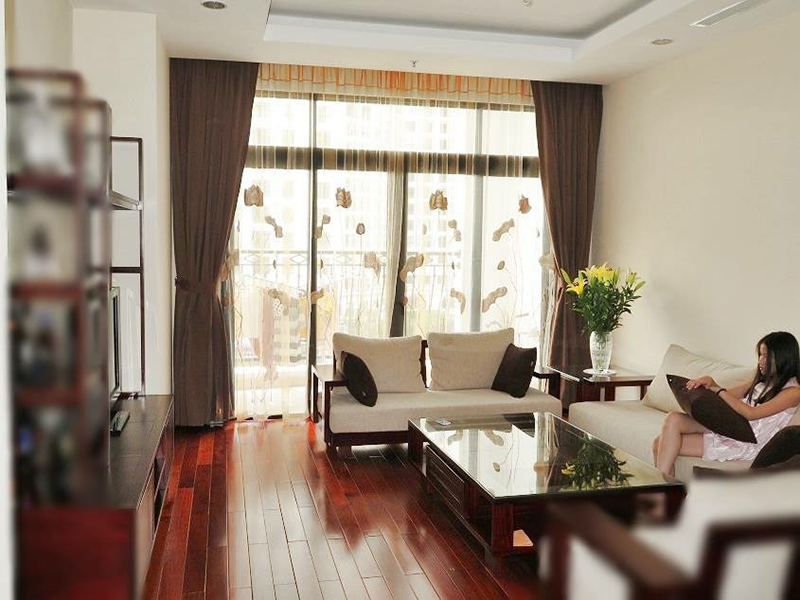 Rèm voan thêu tay phòng khách sang trọng